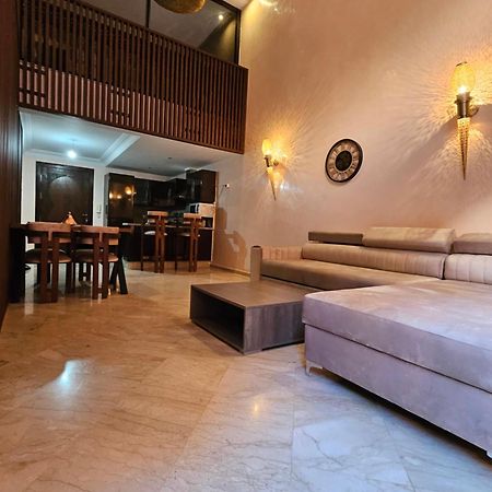 Charmant Duplex Au Coeur De Gueliz, Quartier Haut De Gamme De Marrakech Marrakesh Buitenkant foto