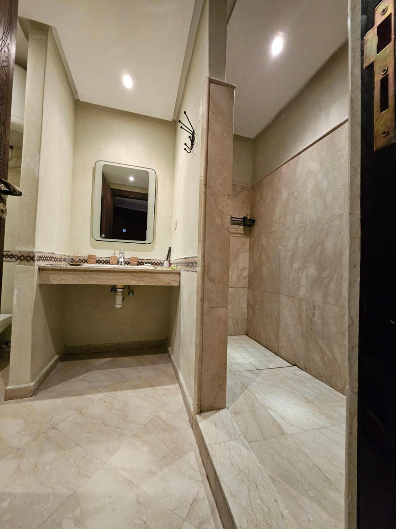 Charmant Duplex Au Coeur De Gueliz, Quartier Haut De Gamme De Marrakech Marrakesh Buitenkant foto